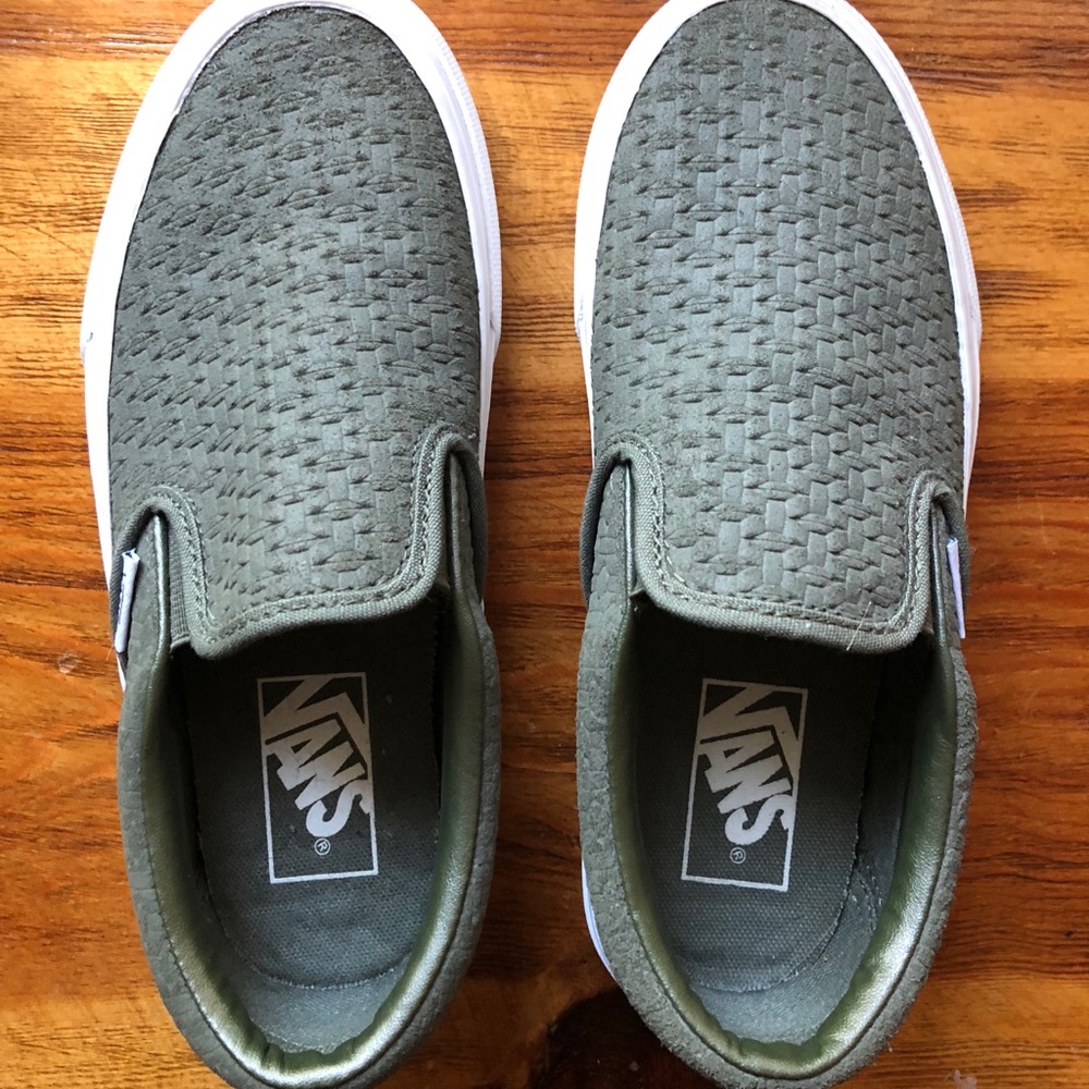 VANS Embossed Suede Slip-On